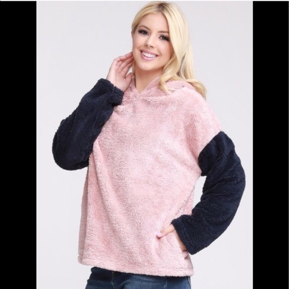 1 left❤️pink navy hooded sherpa sweatshirt - Picture 2 of 7